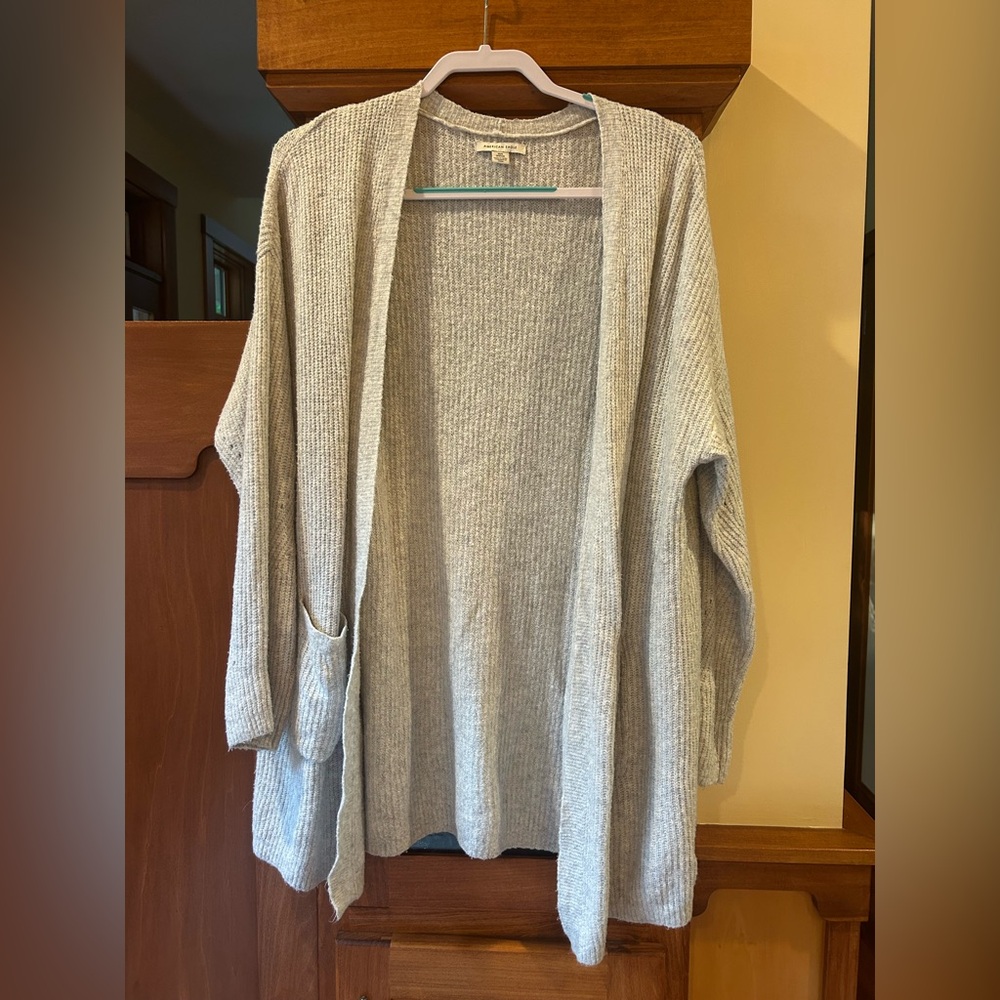 American Eagle Cardigan